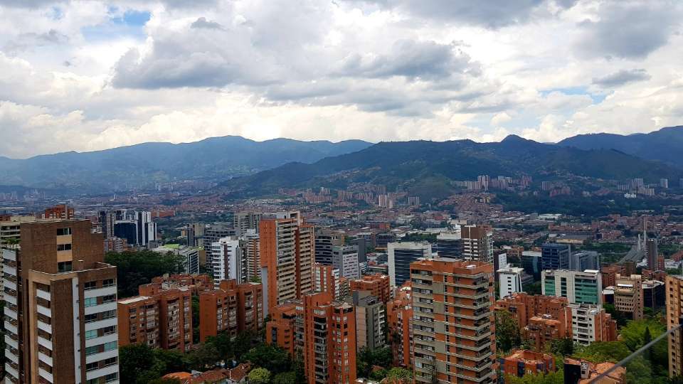 Venta Apartamento Loma de los Parra